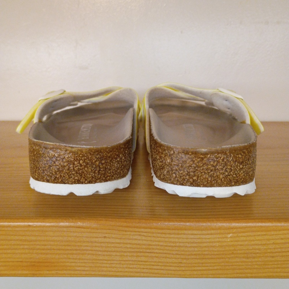 Birkenstock Yao Balance Yellow Patent Sandals Slides Women's Size 7 Men's Size 5 - Picture 11 of 11